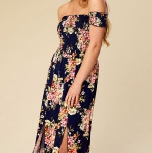 🌿🍒 Altar'd state off the shoulder maxi floral dress Size M 🍒🌿
